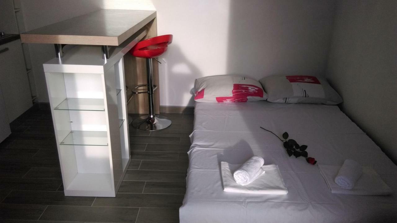Guest House Marija サマティン エクステリア 写真